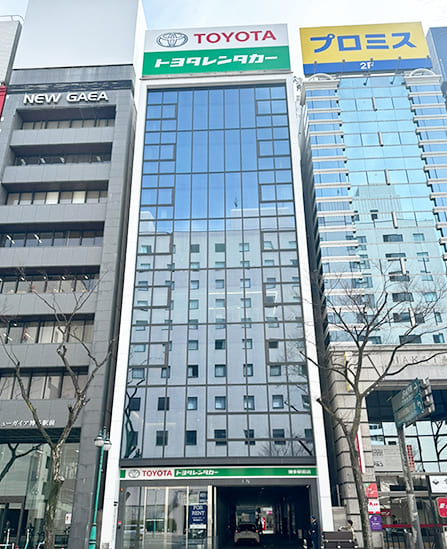 かえでレディースクリニック福岡博多のビル外観写真